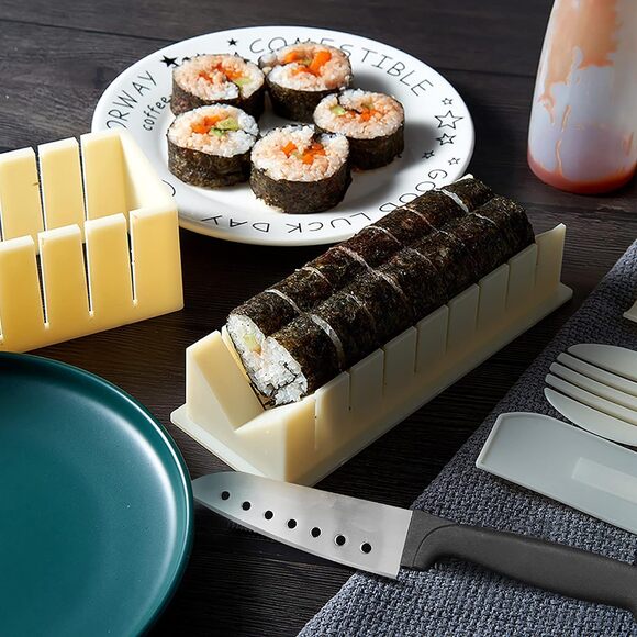Sushi Making Kit- All In One Sushi Set 10 Piece Plastic with 8 Different Shapes - Picture 4 of 5